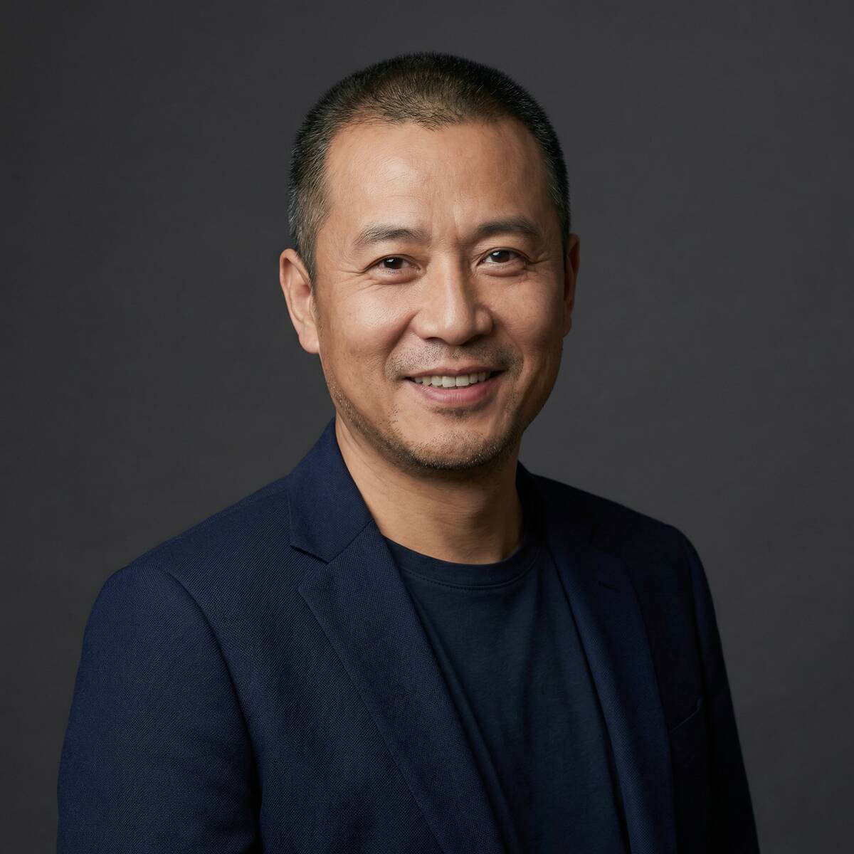 青青草视频导演顾问张明远